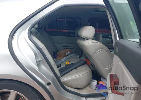 2006 Cadillac Sts V8 z USA, uszkodzony, nr VIN 1G6DC67A860190104